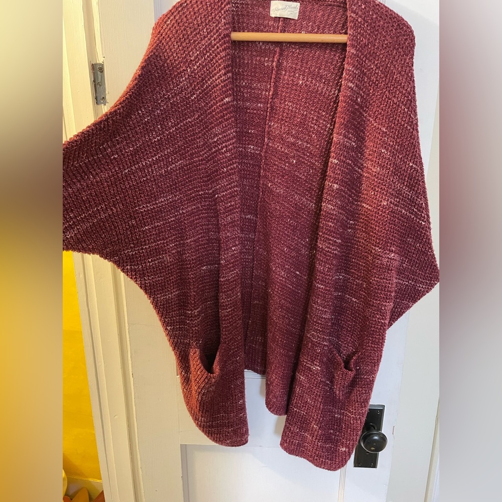 Slouchy knit cardigan with pockets